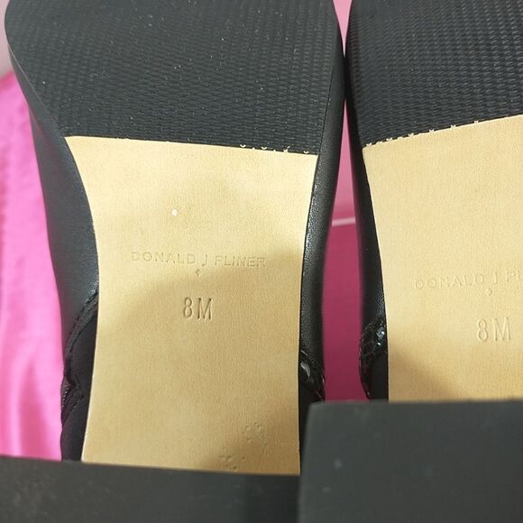 Donald J Pliner INKA Women's SZ 8M Black Leather Open Toe Zip Bootie. - Picture 8 of 10